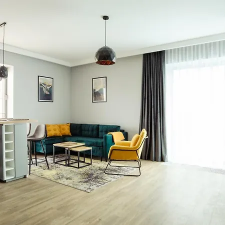 Yacht Park Apartment *