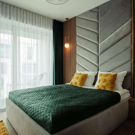 Yacht Park Apartment