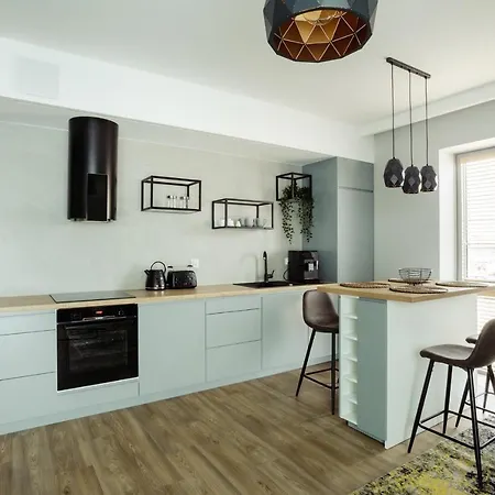 Yacht Park Apartment *