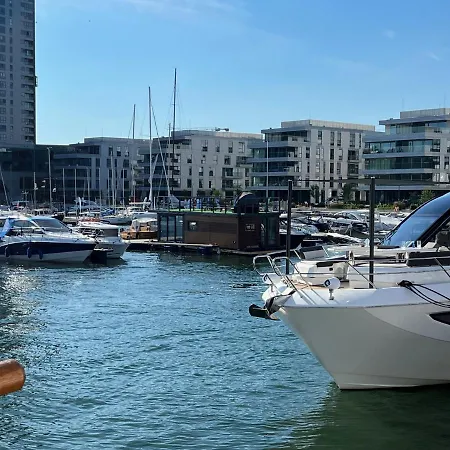 Apartment Yacht Park *